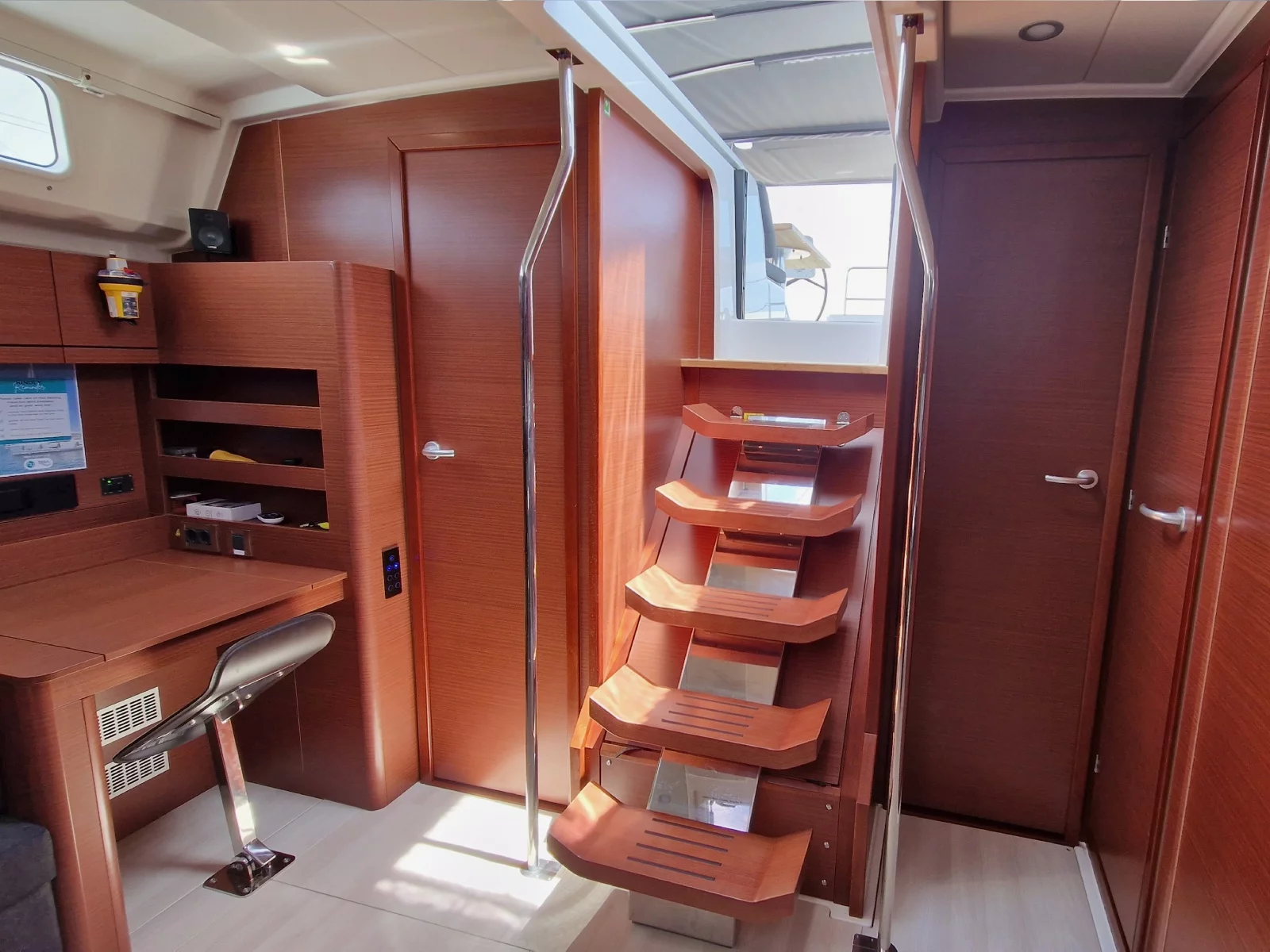 Hanse 508 - 5 + 1 cab. (Andros)  - 7