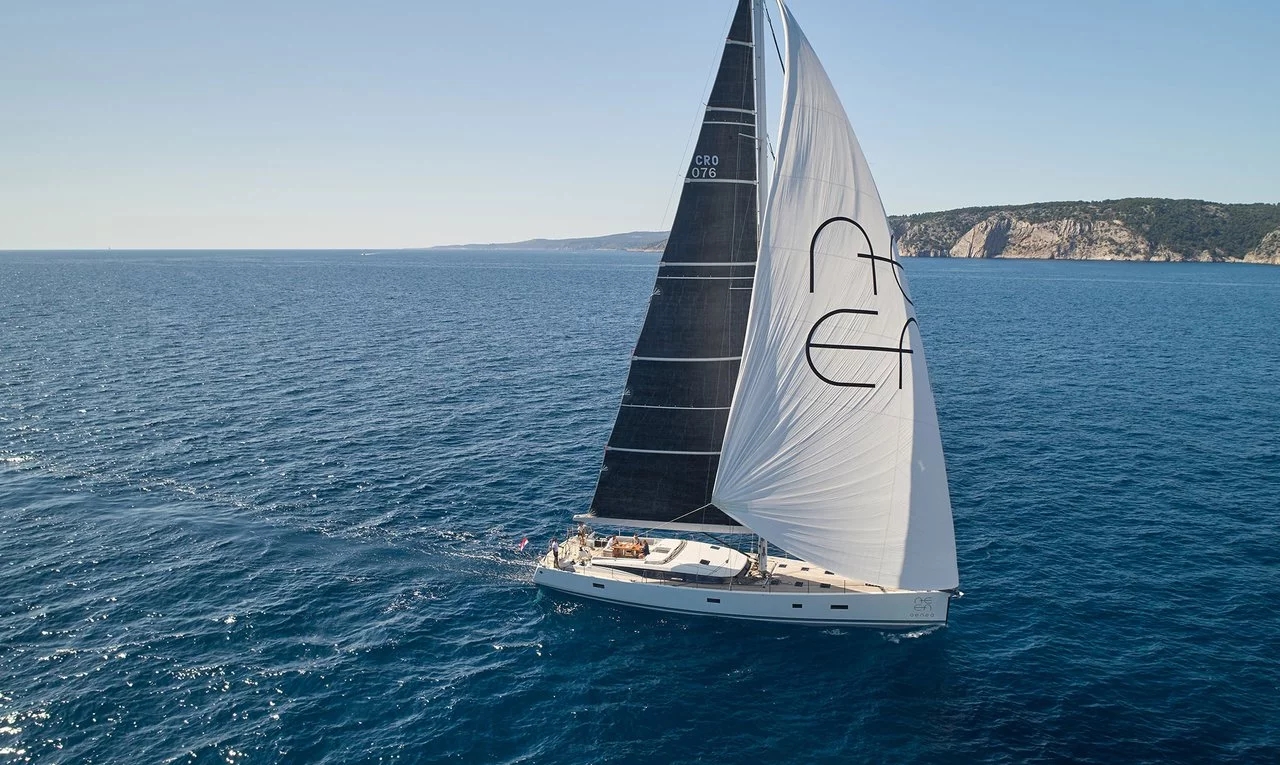 CNB 76 (Aenea)  - 3
