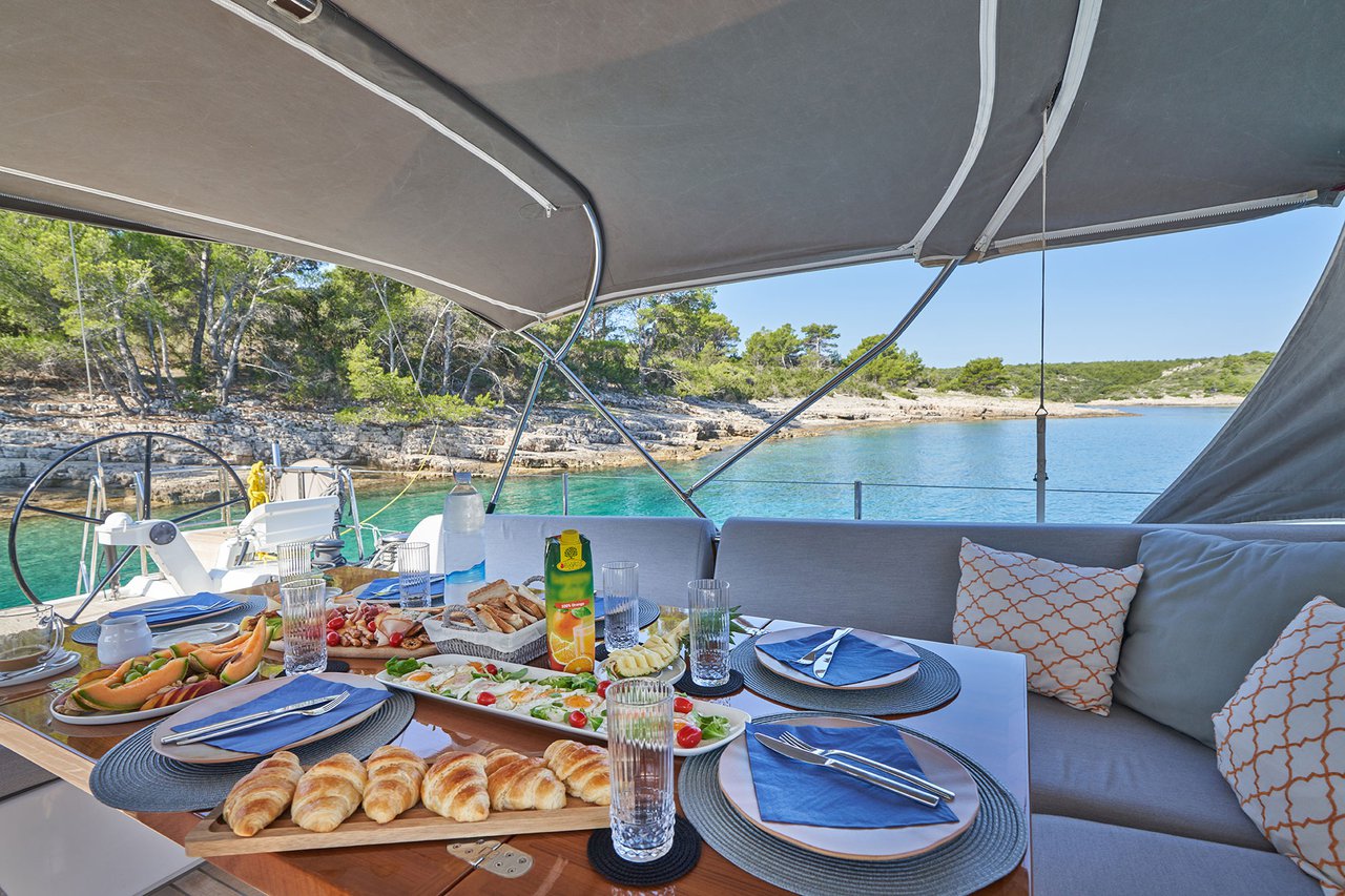 Photo #12 - CNB 76 (Aenea) in Kastela - 37676