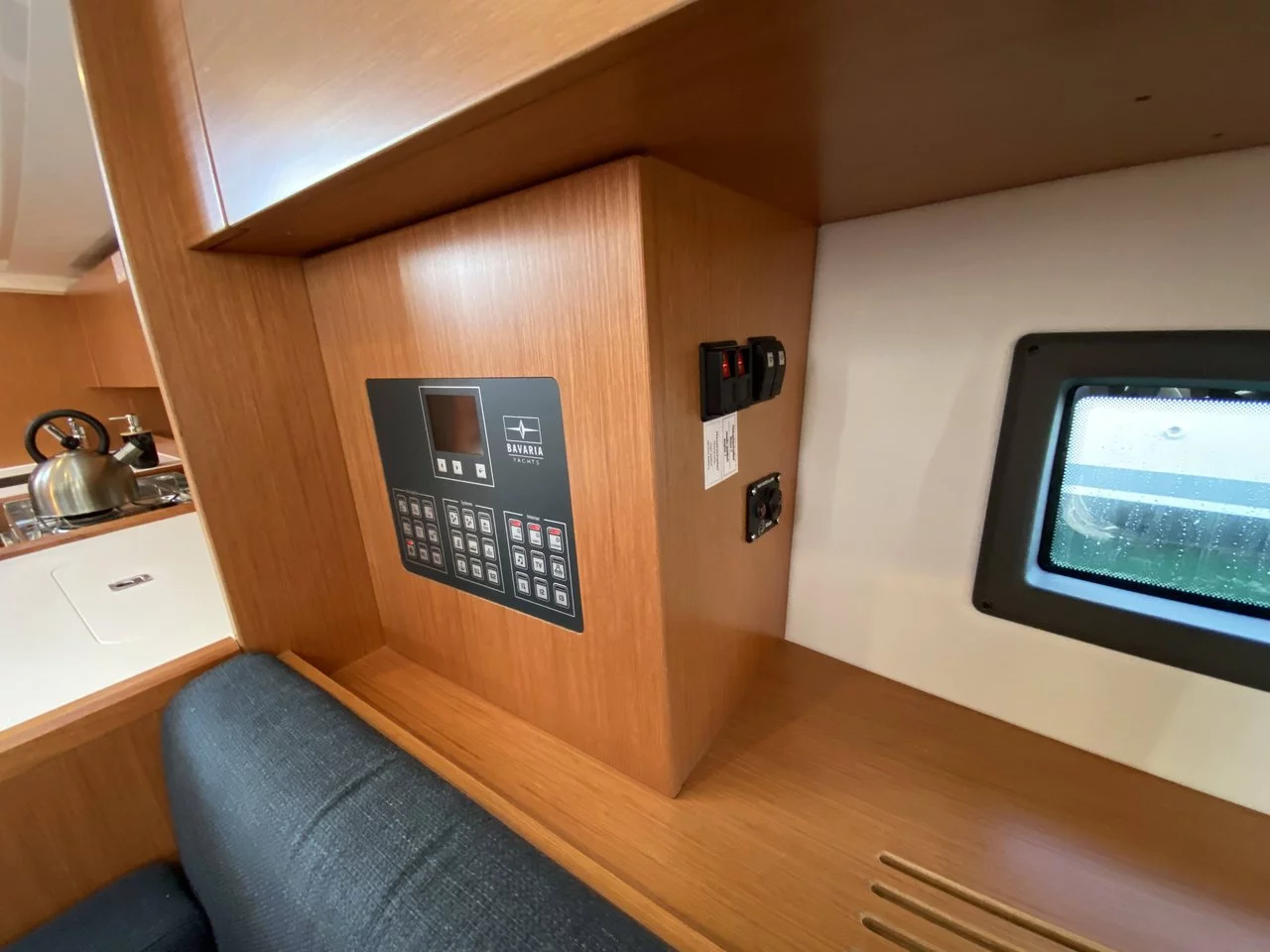 Bavaria C42 (Aeolus)  - 11