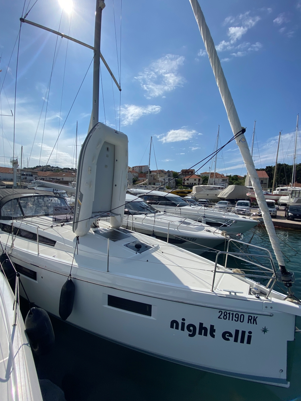 Photo #1 - Sun Odyssey 410 - 3 cab. (Night elli) in Trogir - 37719
