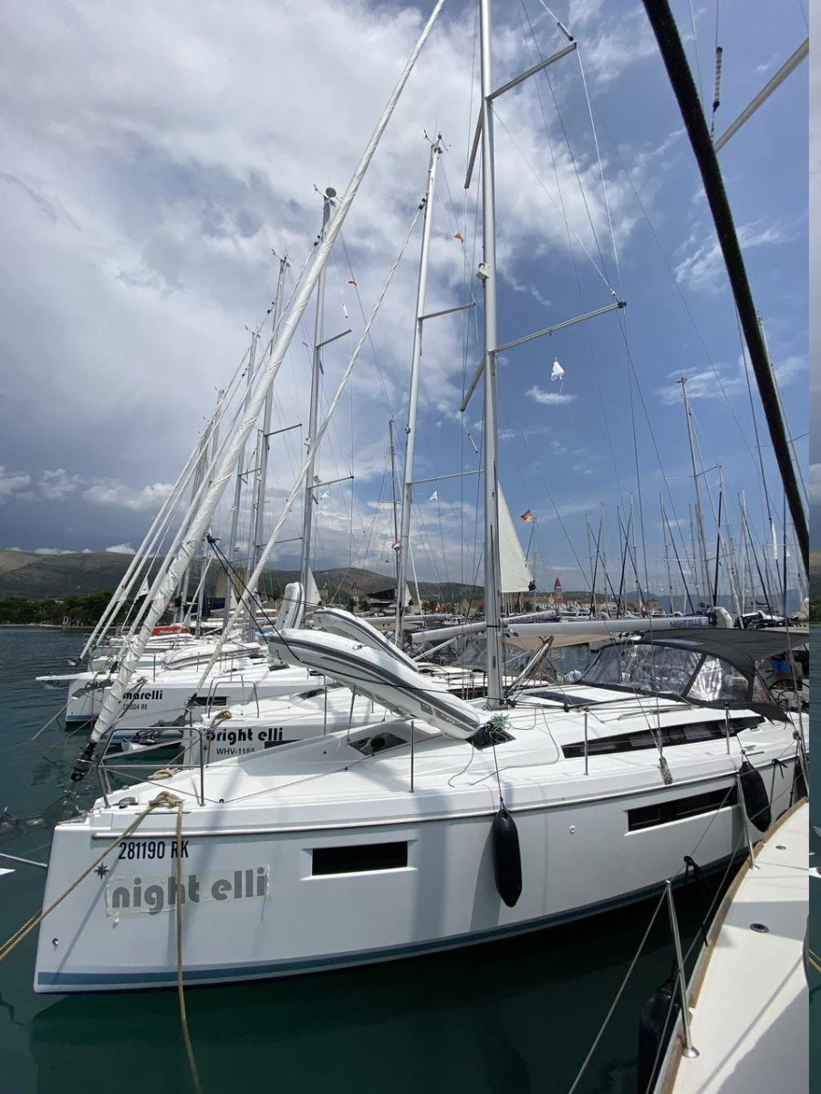 Sun Odyssey 410 - 3 cab. (Night elli)  - 0