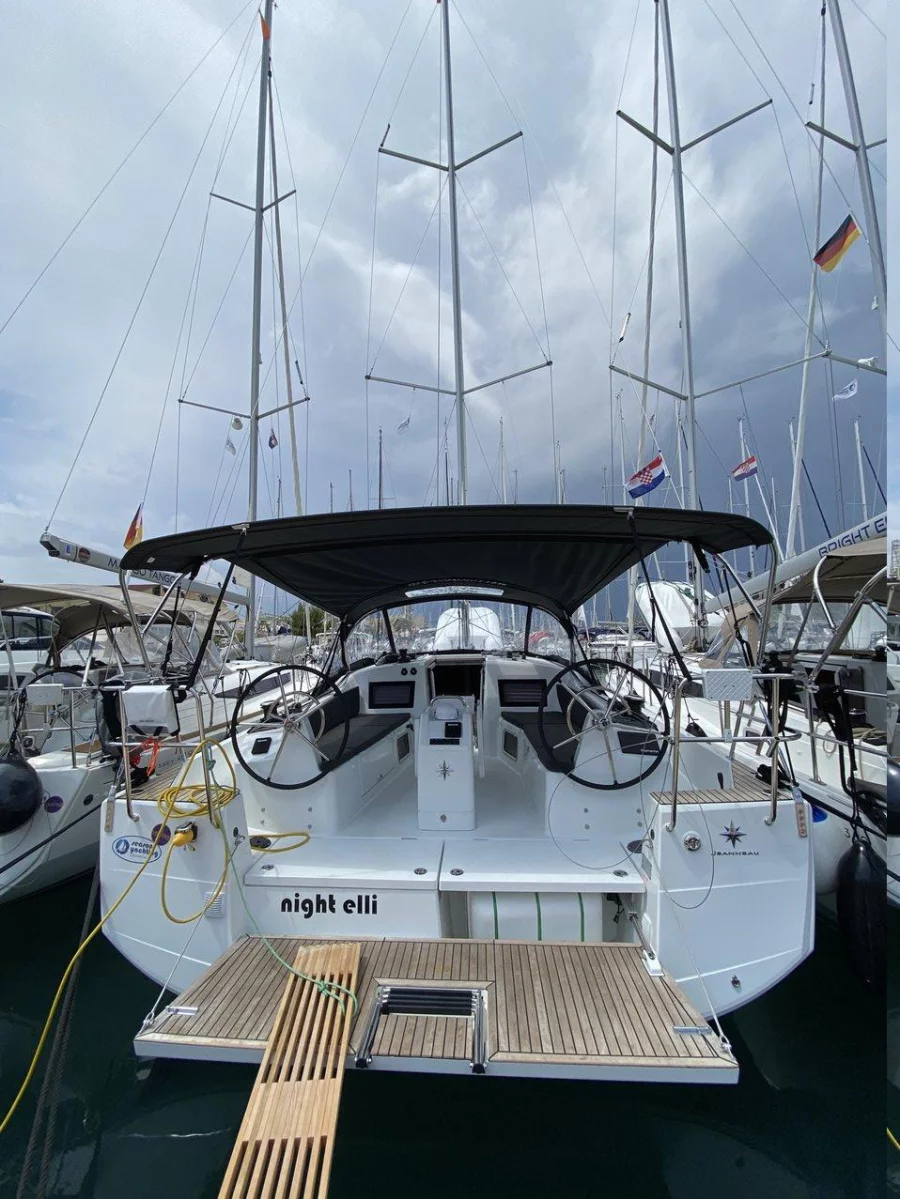 Sun Odyssey 410 - 3 cab. (Night elli)  - 3