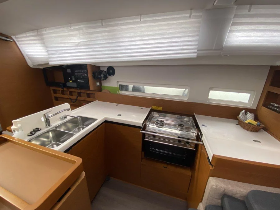 Sun Odyssey 410 - 3 cab. (Night elli)  - 7