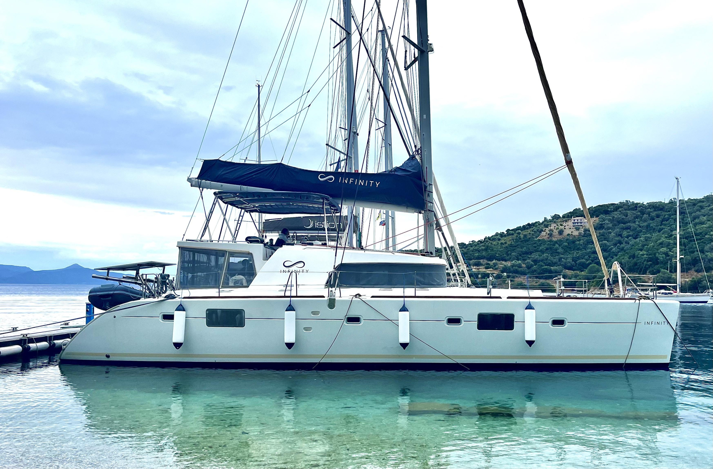 Photo #3 - Lagoon 500 - 4 cab. (Infinity) in Paleros - 37742