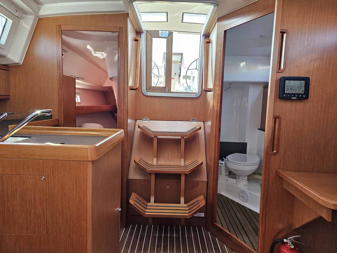 Photo #12 - Bavaria Cruiser 34 - 2 cab. (Suleika) en Krk - 37749