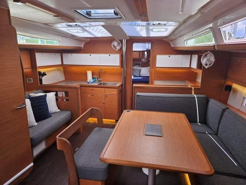 Dufour 430 - 3 cab. (Sunshine Daydream)  - 6