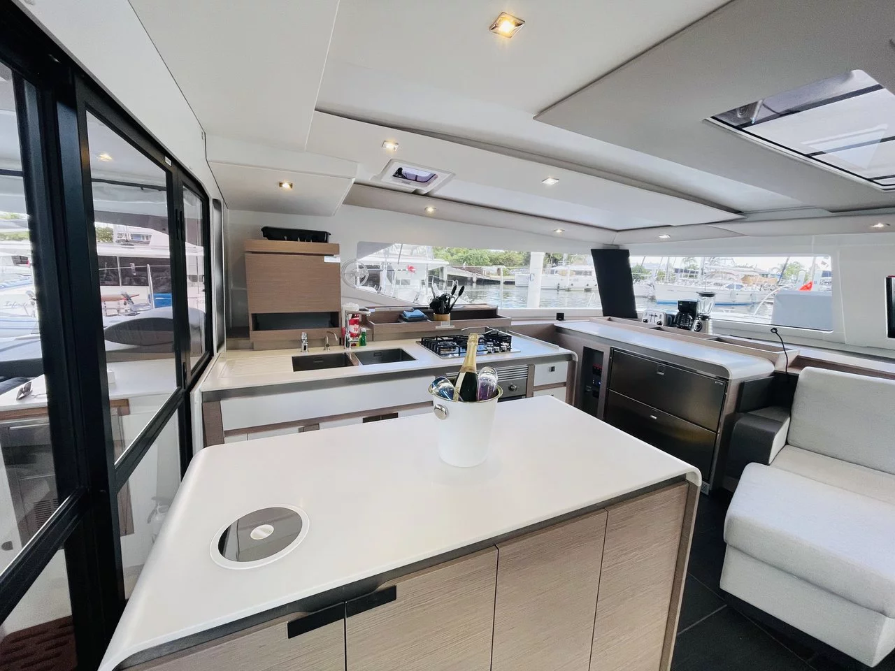 Fountaine Pajot Aura 51 (Hoylah)  - 10