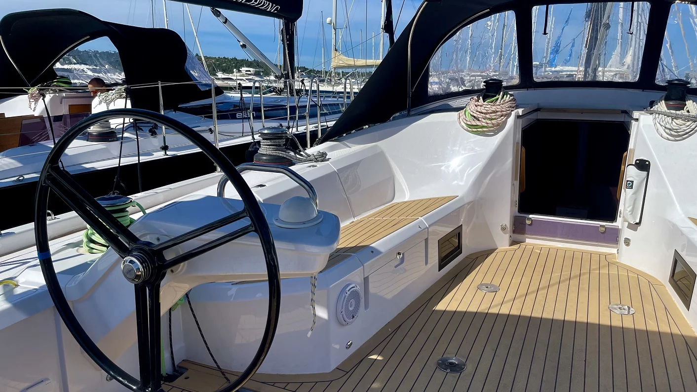 Elan E6 (Loki)  - 19