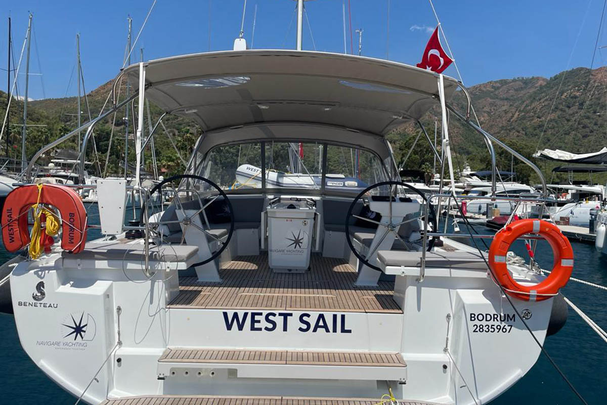 Photo #3 - Oceanis 46.1 - 4 cab. (WEST) in Marmaris - 37766