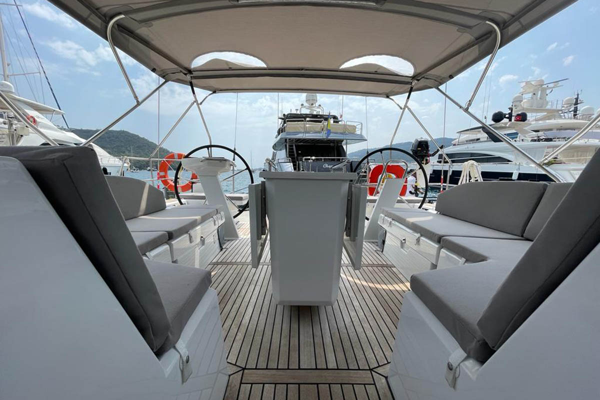 Photo #5 - Oceanis 51.1 - 5 + 1 cab. (EAST) en Marmaris - 37767