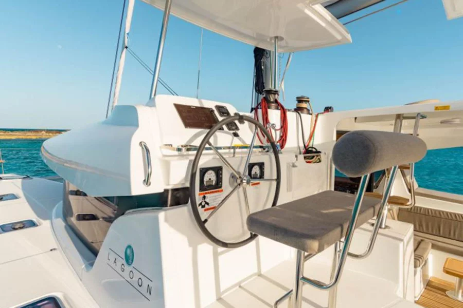 Lagoon 42 - 4 + 1 cab. (NORD)  - 6