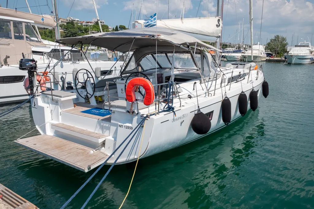 Photo #3 - Oceanis 51.1 - 5 + 1 cab. (Aloha) in Lefkada - 37774