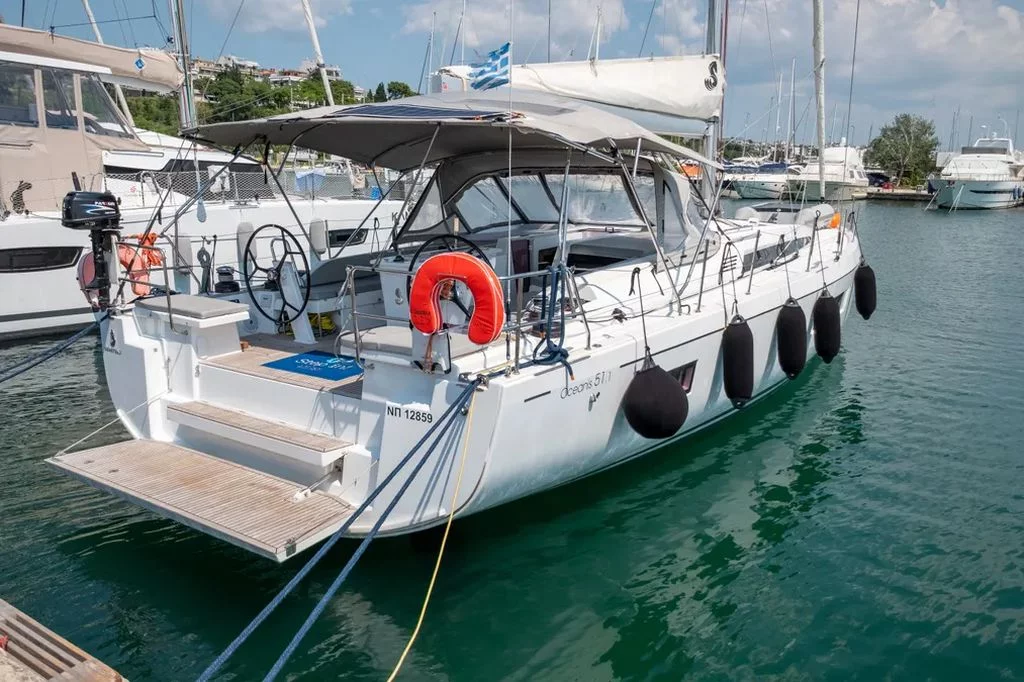 Oceanis 51.1 - 5 + 1 cab. (Aloha)  - 2