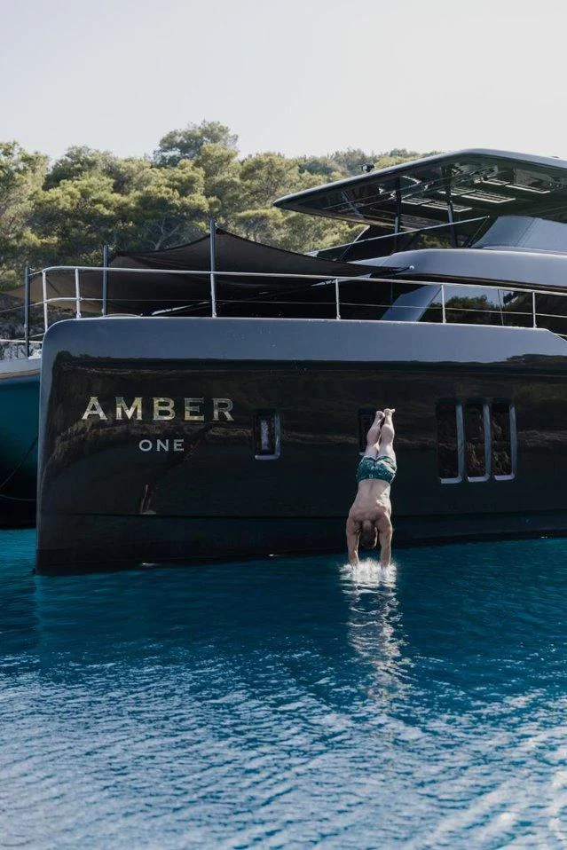Sunreef 70 Power (Amber One)  - 6
