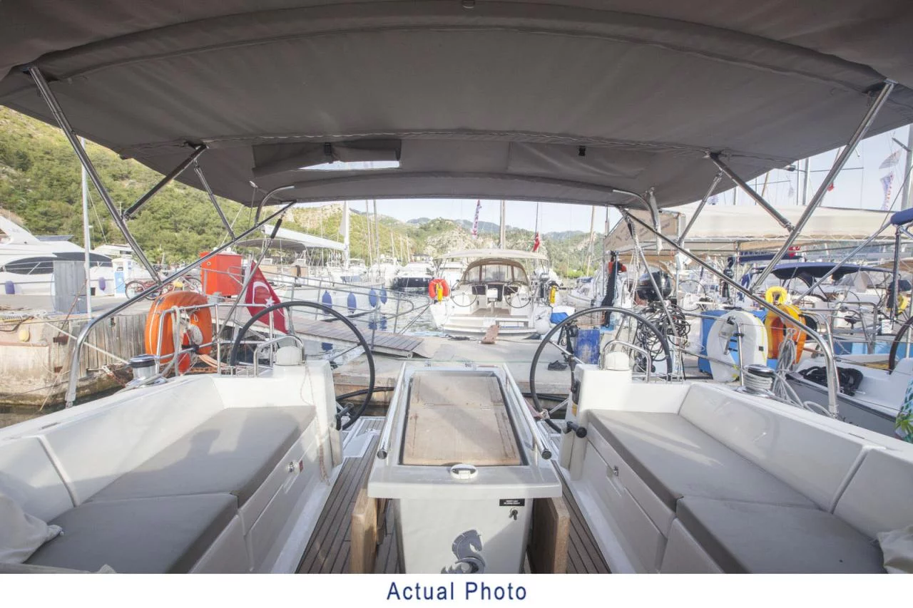 Oceanis 41 (Kino)  - 5