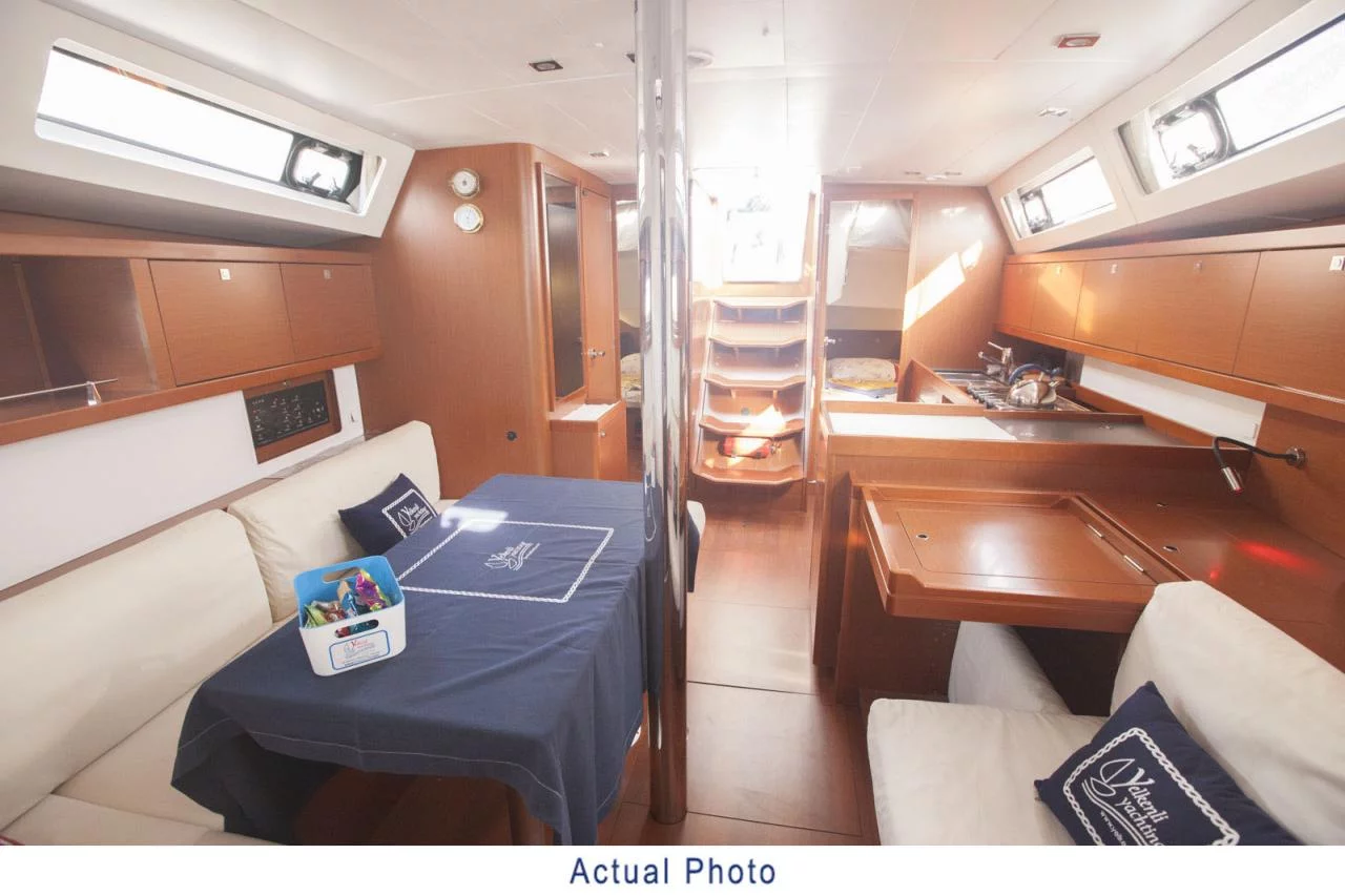 Oceanis 41 (Kino)  - 8