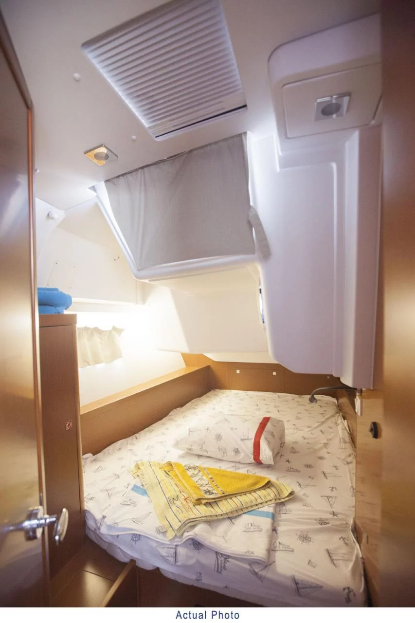 Oceanis 41 (Kino)  - 12
