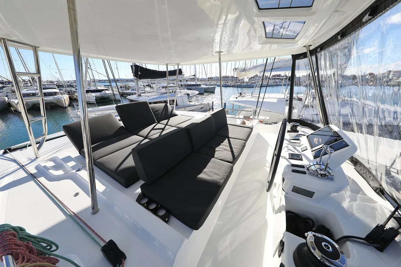 Lagoon 50 - 6 + 1 cab. (Celeste Del Mar)  - 6