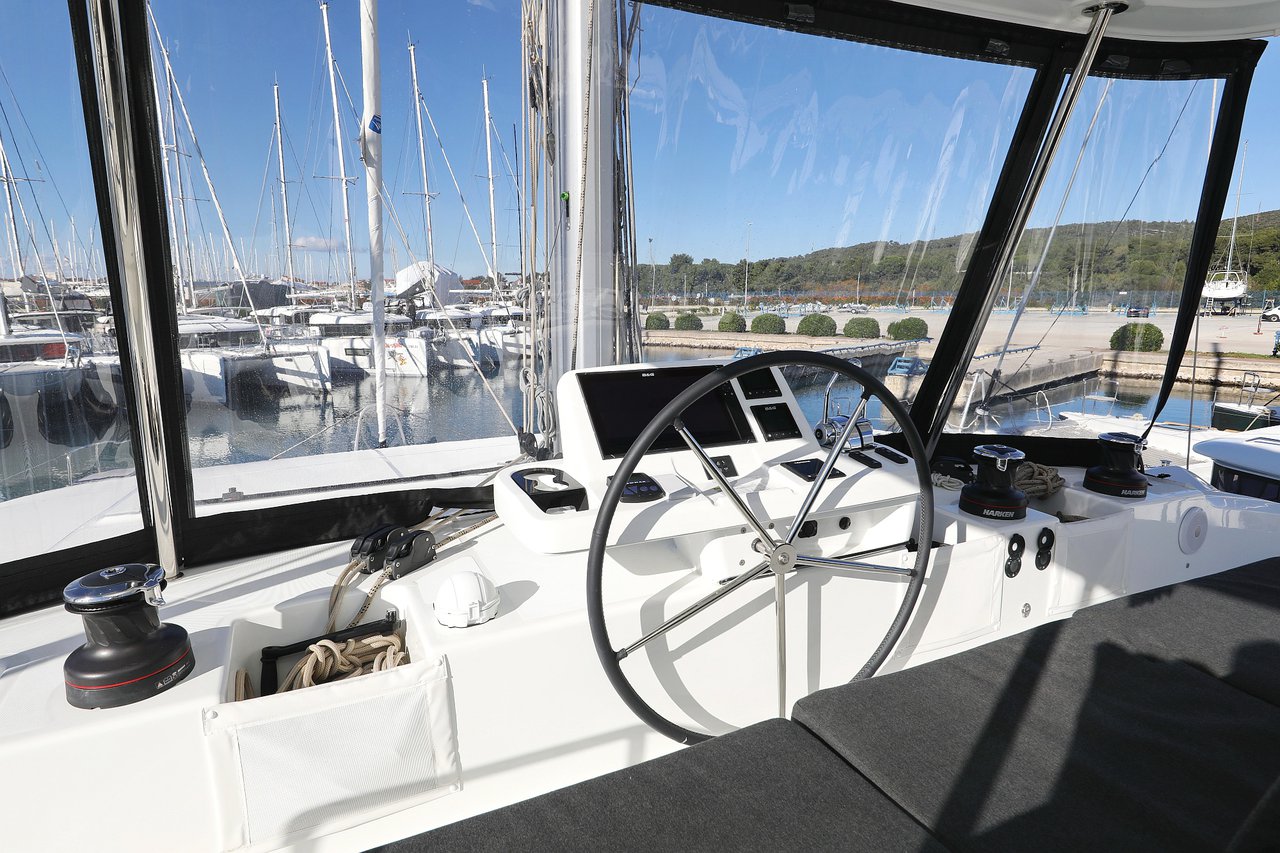 Photo #9 - Lagoon 50 - 6 + 1 cab. (Celeste Del Mar) en Sukosan - 37787