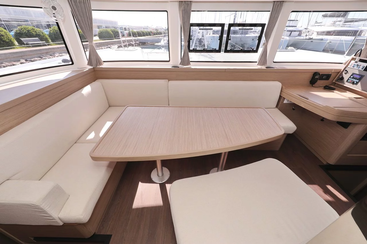 Lagoon 42 - 4 + 2 cab. (Luna)  - 31