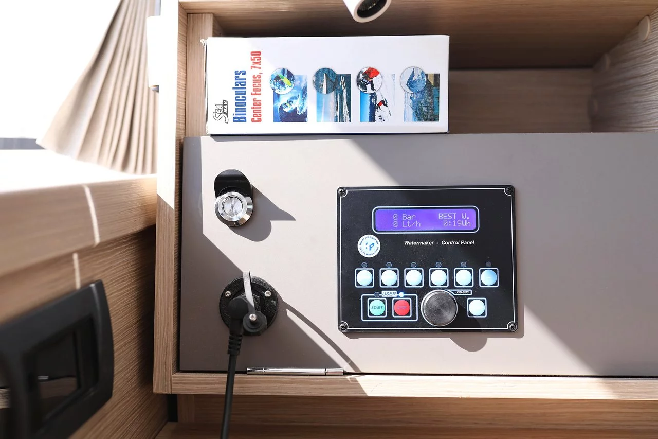 Lagoon 42 - 4 + 2 cab. (Luna)  - 41