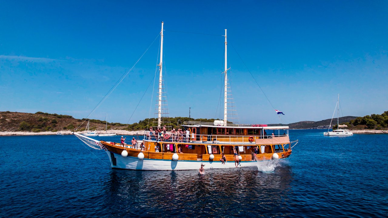 Photo #2 - Novi Dan (Novi Dan) in Razanj - 37811