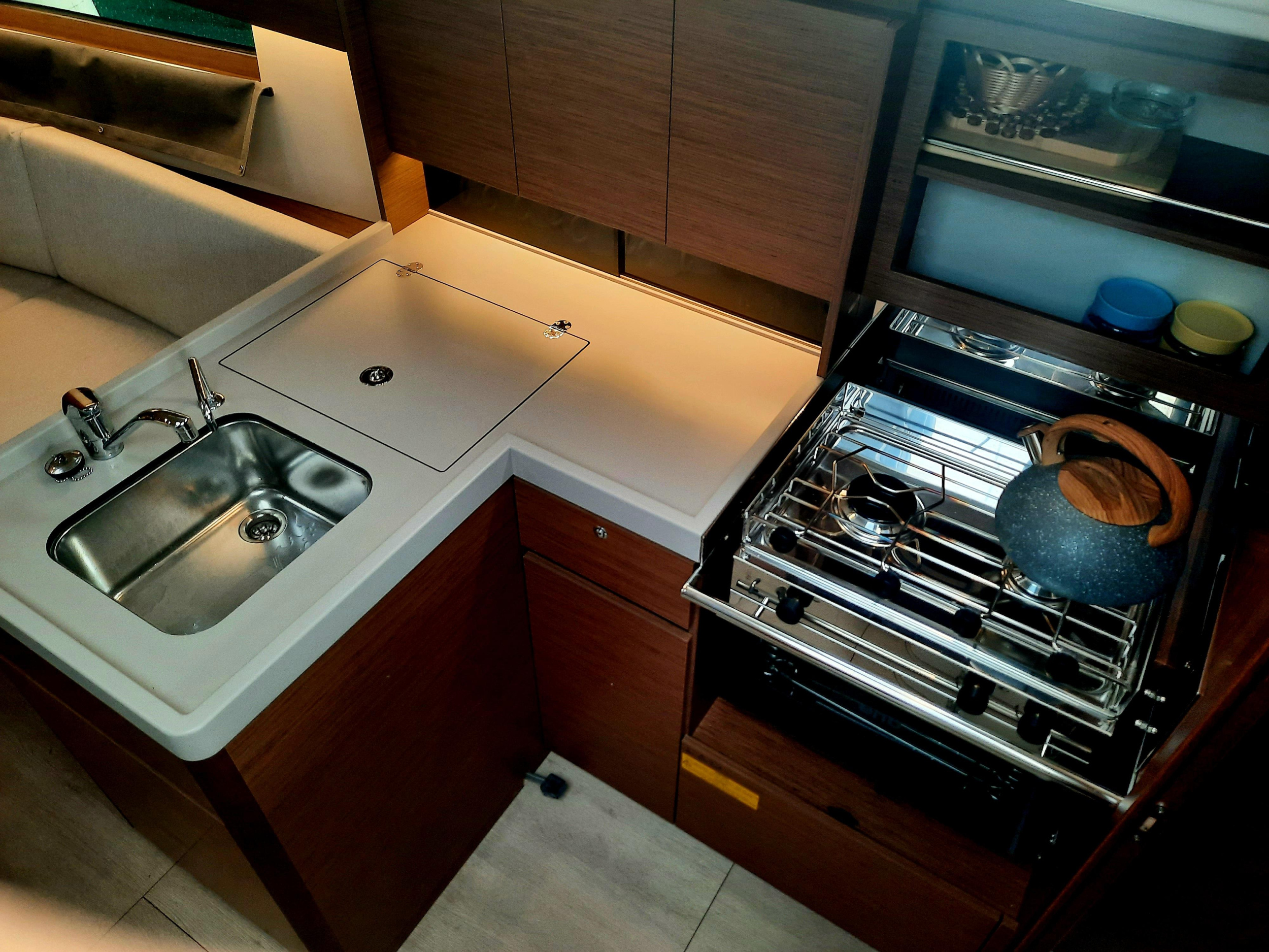 Oceanis 34.1 - 3 cab. — photo 15