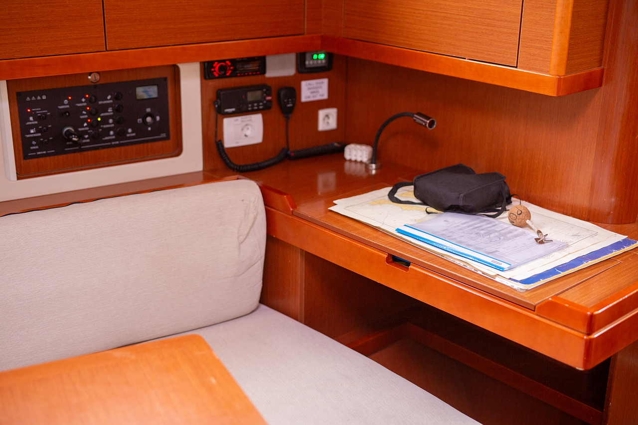 Photo #12 - Oceanis 45 - 4 cab. (Ponente) in Krk - 37852