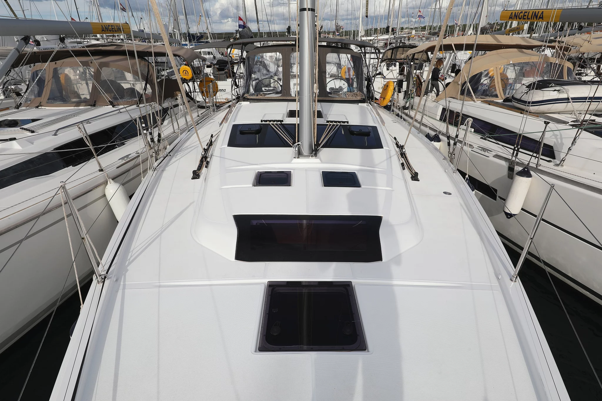 Dufour 430 (Karla)  - 7