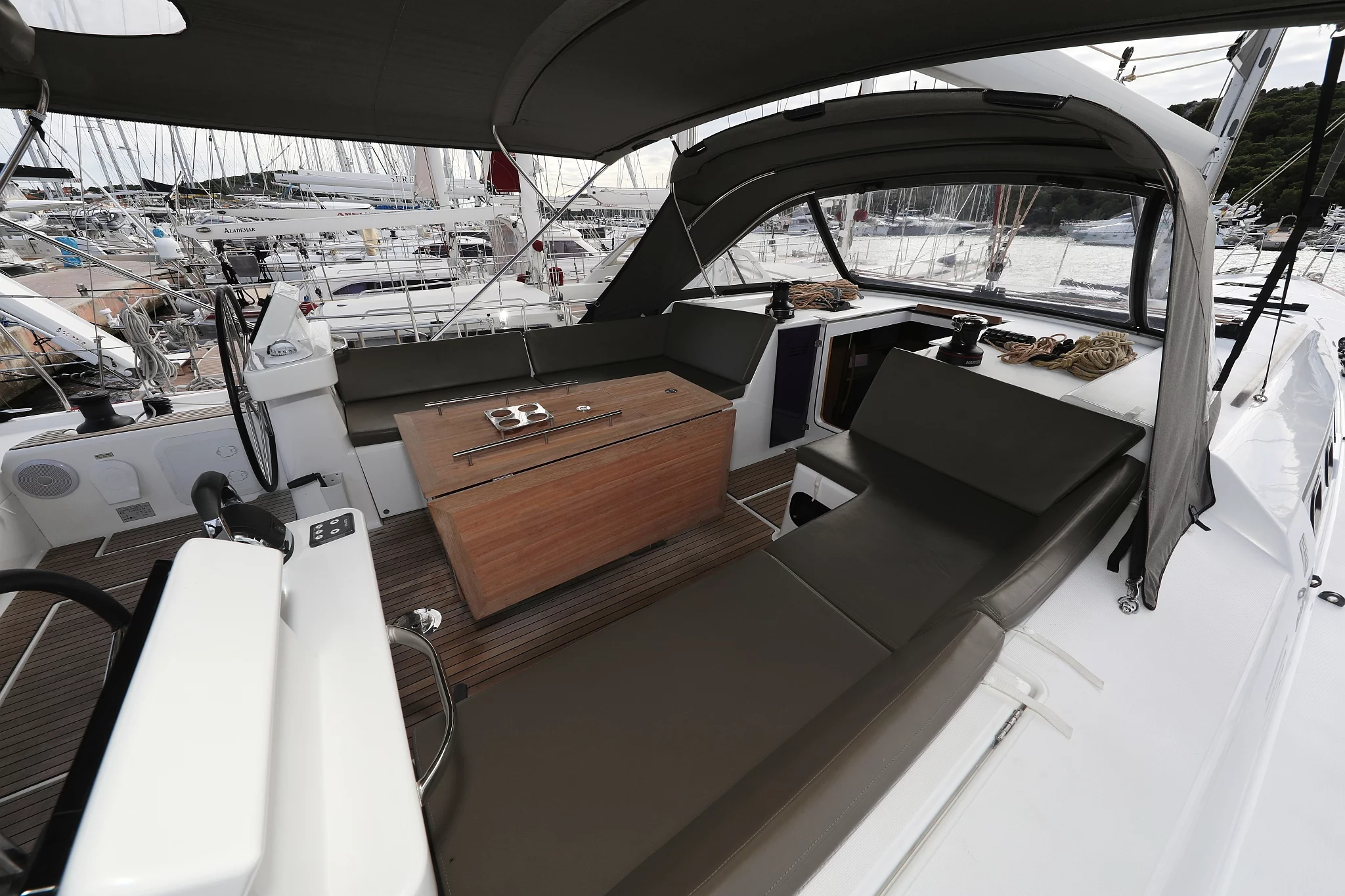 Dufour 56 Exclusive - 5 + 1 cab. (Moonlight)  - 24