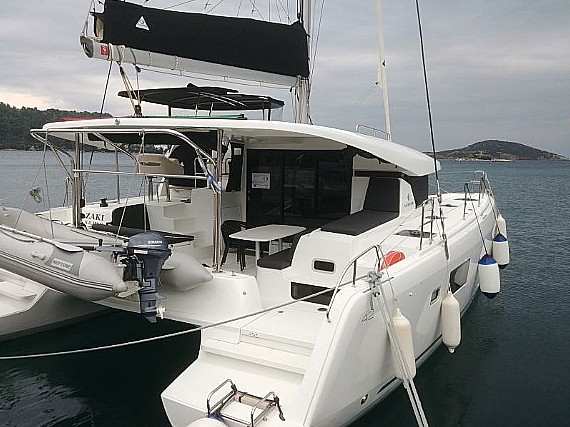 Photo #3 - Lagoon 42 - 4 + 2 cab. (Zaki) en Skiathos - 37882