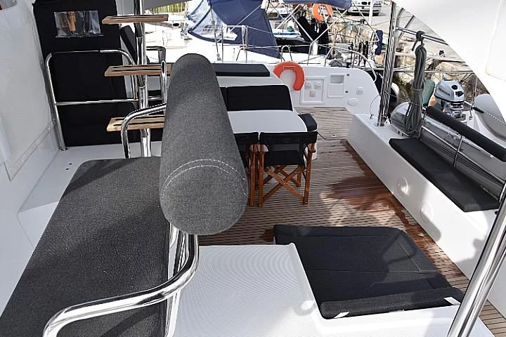 Lagoon 42 - 4 + 2 cab. (Arion)  - 3