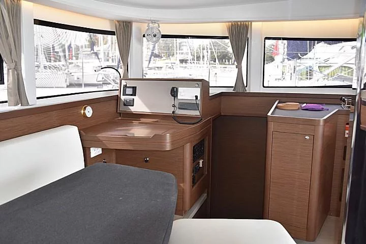 Lagoon 42 - 4 + 2 cab. (Arion)  - 8