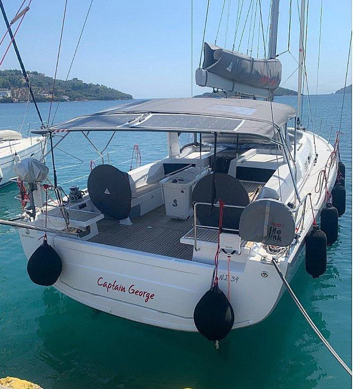 Oceanis 51.1 - 5 + 1 cab. (Captain George)  - 0