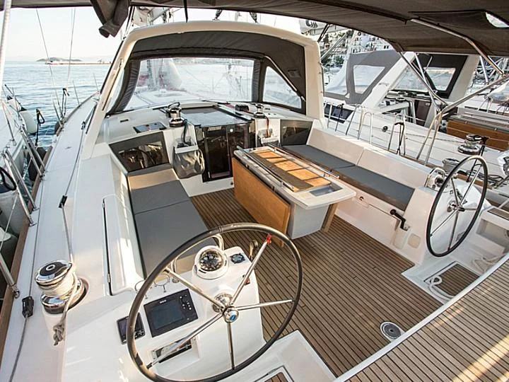 Oceanis 48 - 5 cab. (Invictus)  - 4