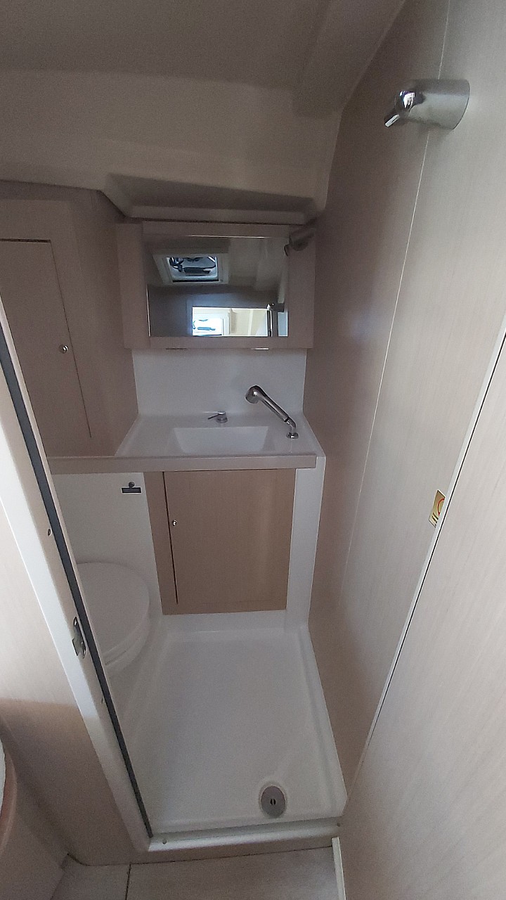 Photo #7 - Oceanis 41.1 (Nafsika) in Lefkada - 37897