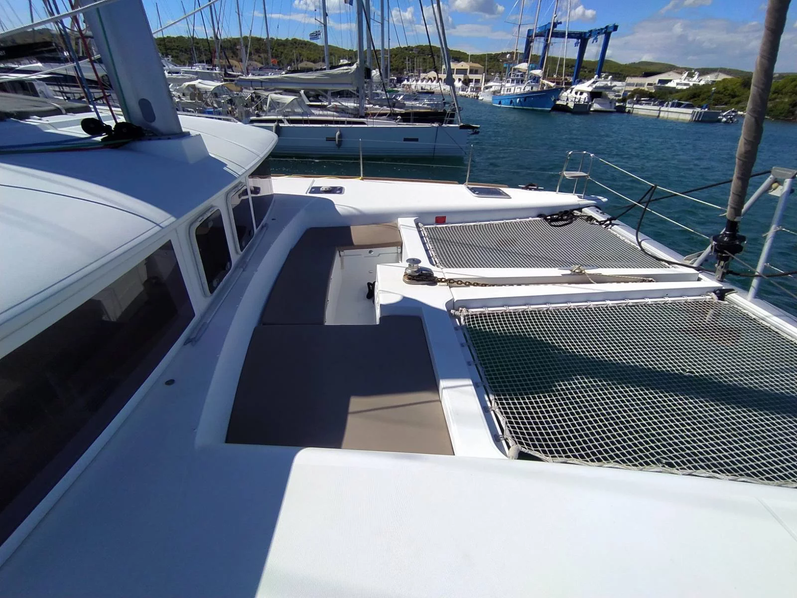 Lagoon 450 F - 4 + 2 cab. (Azraq)  - 2
