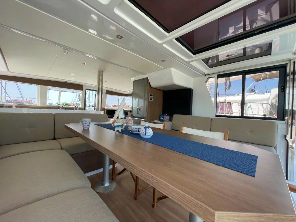 Bali 4.2 - 4 + 1 cab. (Sail and Adventure)  - 18