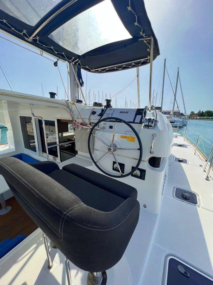 Lagoon 40 - 4 + 2 cab (Sail and Passion)  - 9