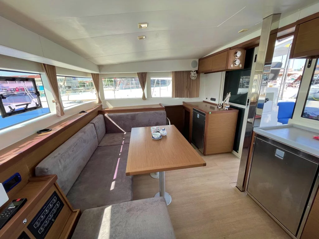 Lagoon 40 - 4 + 2 cab (Sail and Passion)  - 10