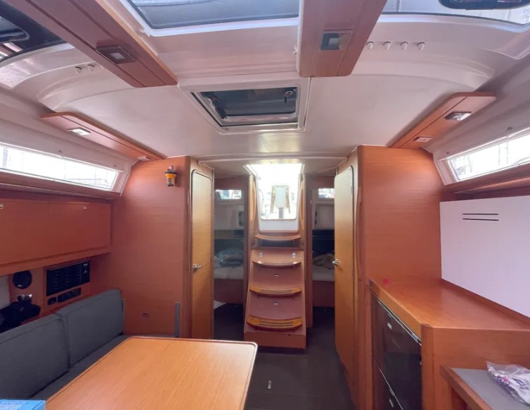 Dufour 390 — photo 7