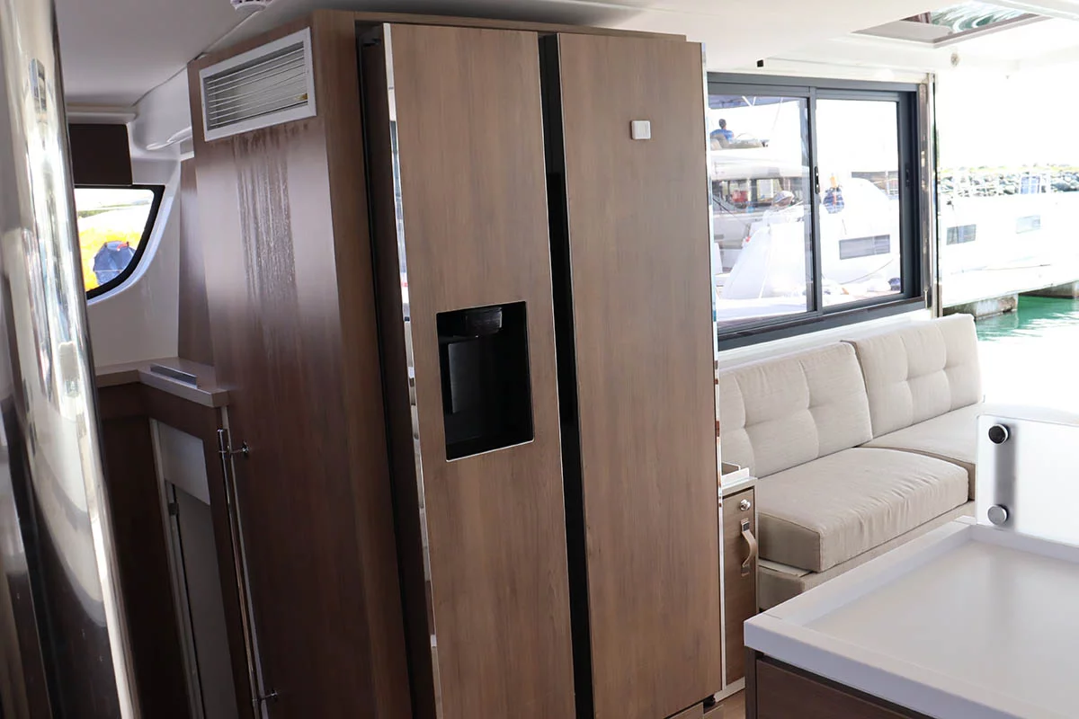 Bali 4.4 - 4 + 1 cab. (Seas Another Day)  - 16