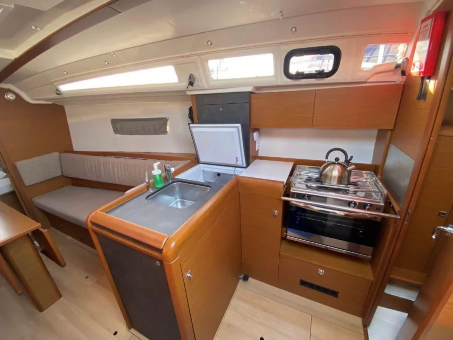 Sun Odyssey 349 (Petit elli)  - 3
