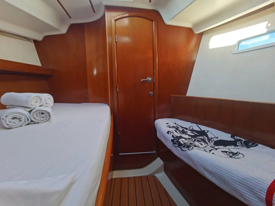 Oceanis Clipper 393 (Crete)  - 13
