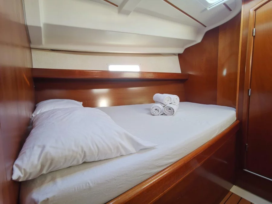 Oceanis Clipper 393 (Crete)  - 15