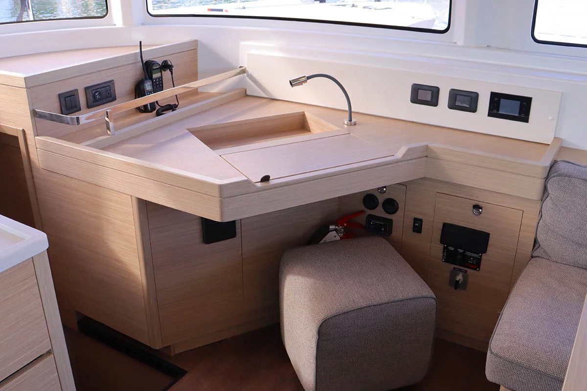 Lagoon 46 - 4 + 2 cab. (Knot Working)  - 15