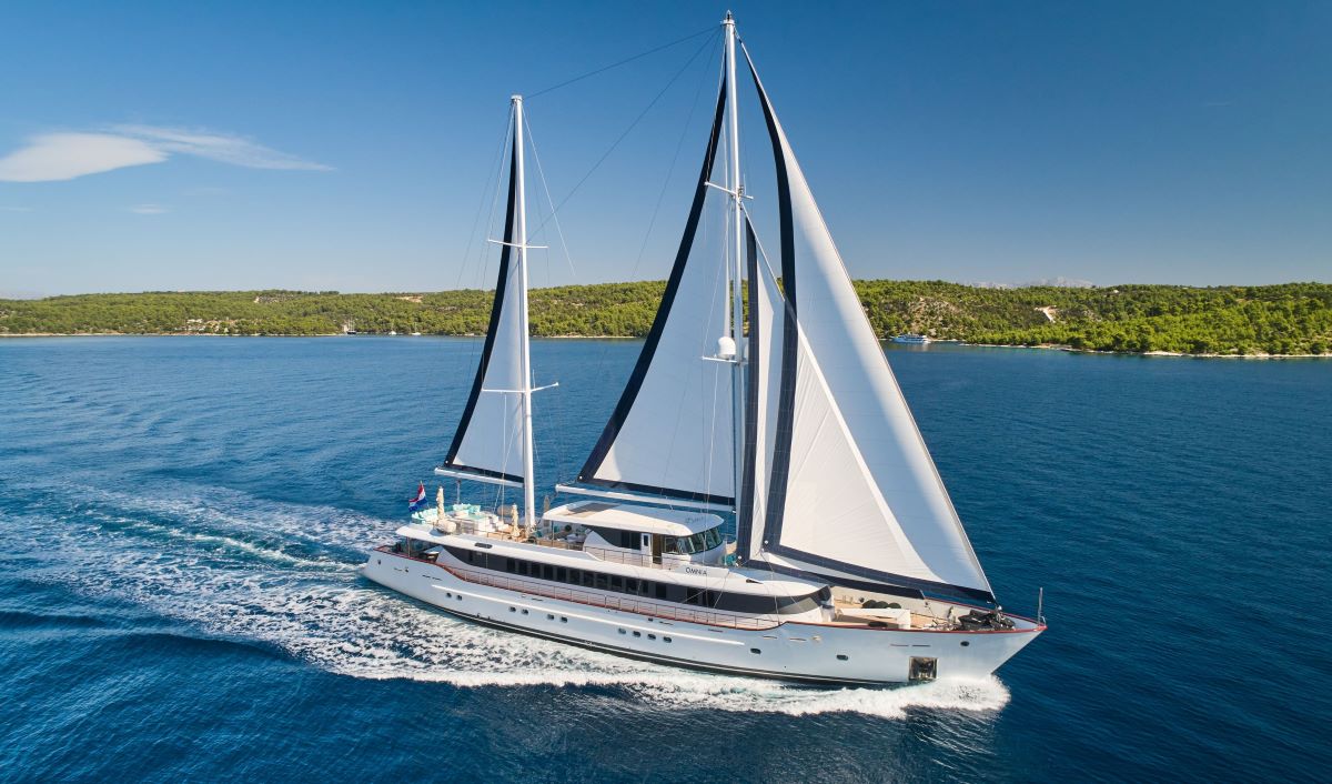 Photo #1 - Omnia (Omnia) in Split - 38033