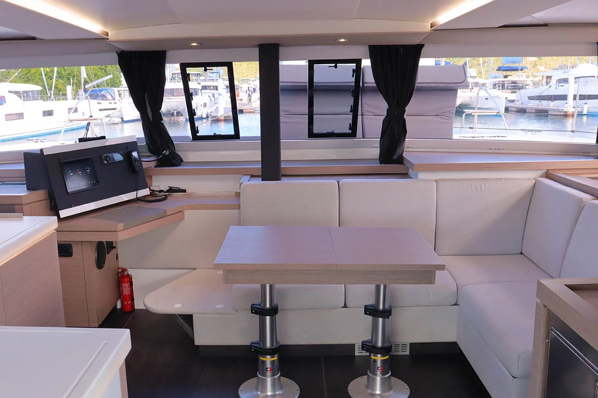 Fountaine Pajot Astrea 42 Quatuor (Michelle ma Belle)  - 9
