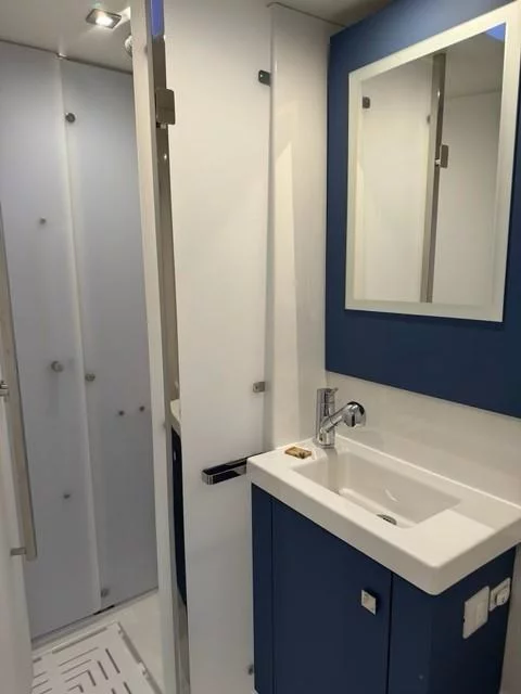 Fountaine Pajot Astrea 42 (Unsupervised)  - 15